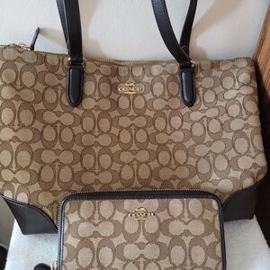 Coach Signature Zip Tote with Matching Wallet